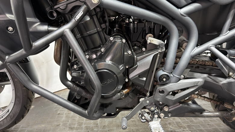 Triumph Tiger 800 (12MY)